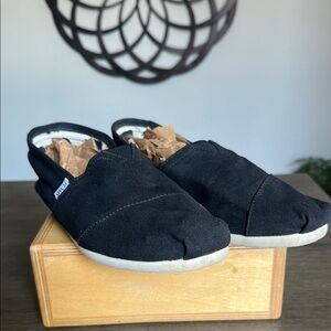 TOMS Alpargata Classic Mens Black Slip-On Canvas Shoes size 10M